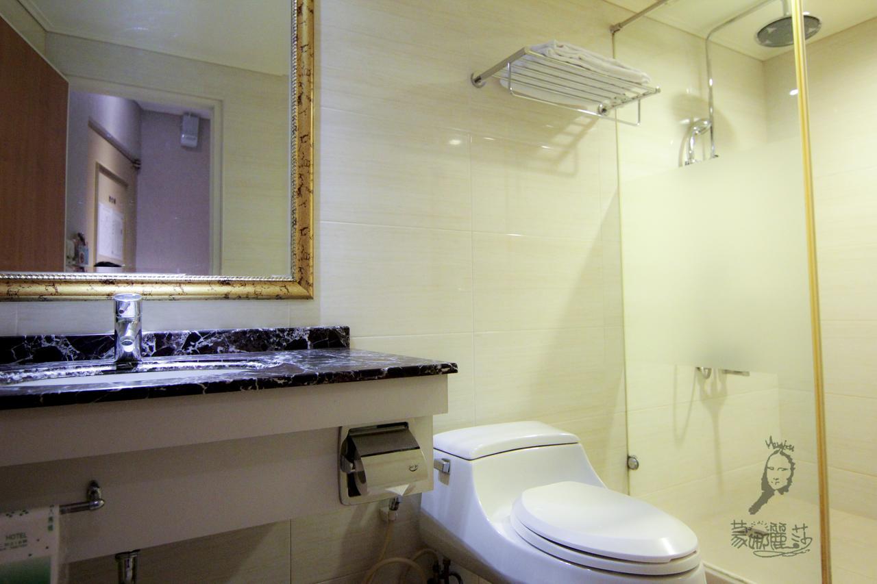 Monalisa Hotel Tainan Exterior photo